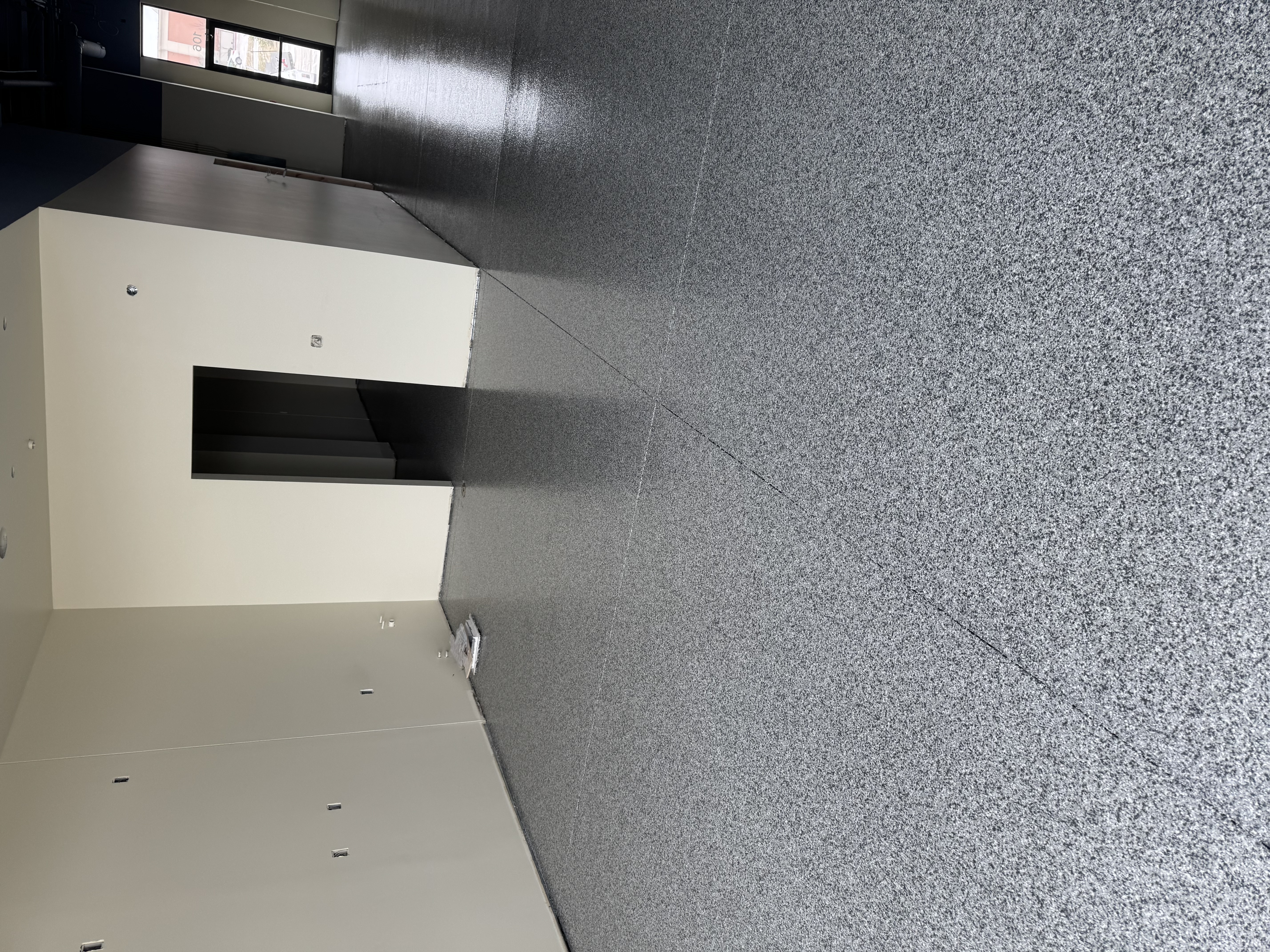 Metallic epoxy floor with special effects
